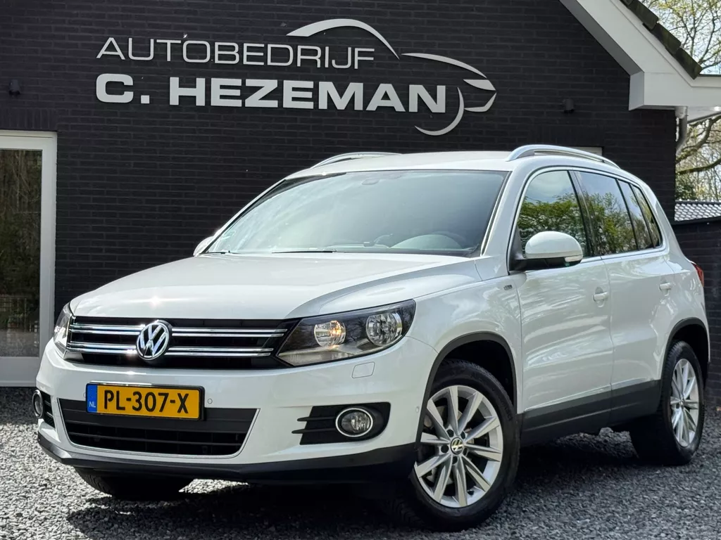 Volkswagen Tiguan 1.4 TSI Sport&amp;Style Navi Automaat Cruise Control StoelVerw trekhaak PDC