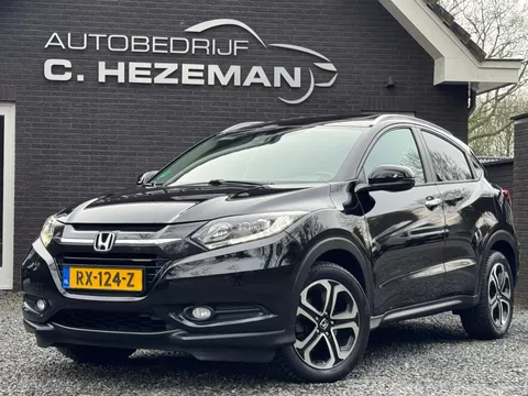 Honda HR-V 1.5 i-VTEC Executive Panoramadak Camera Trekhaak Keyless