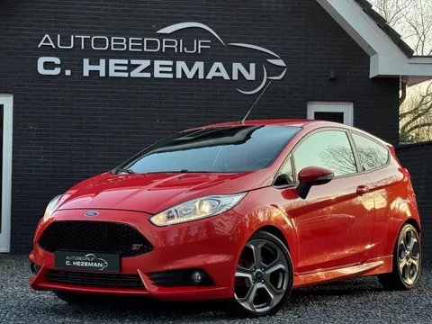 Ford Fiesta 1.6 ST2 183PK1e eigenaar DealerOH Nieuwstaat Recaro LED Xenon
