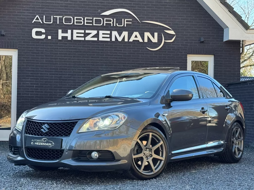 Suzuki Kizashi 2.4 Sport LEDER PANORAMADAK KEYLESS GO CRUISE CONTROL STOELVERW
