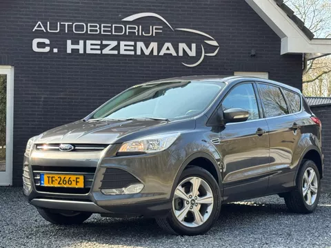 Ford Kuga 1.5 Titanium Cruise Control Navigatie Airco Trekhaak AUX USB