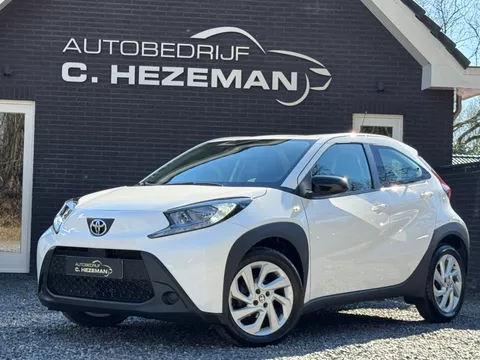 Toyota Aygo X 1.0 VVT-i S-CVT Premium 1e eigenaar Carplay Cruise Control Automaat Camera