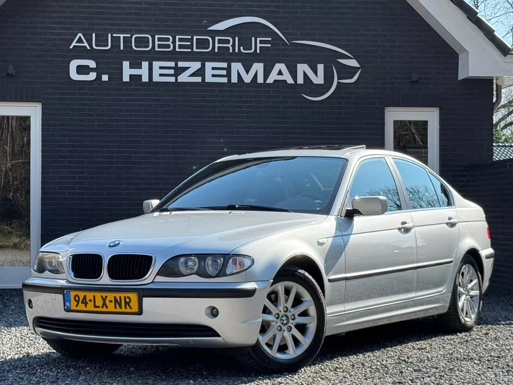 BMW 3-serie 325i Special Executive Nieuwstaat Volledig onderhouden Sport interieur Leder Panoramadak